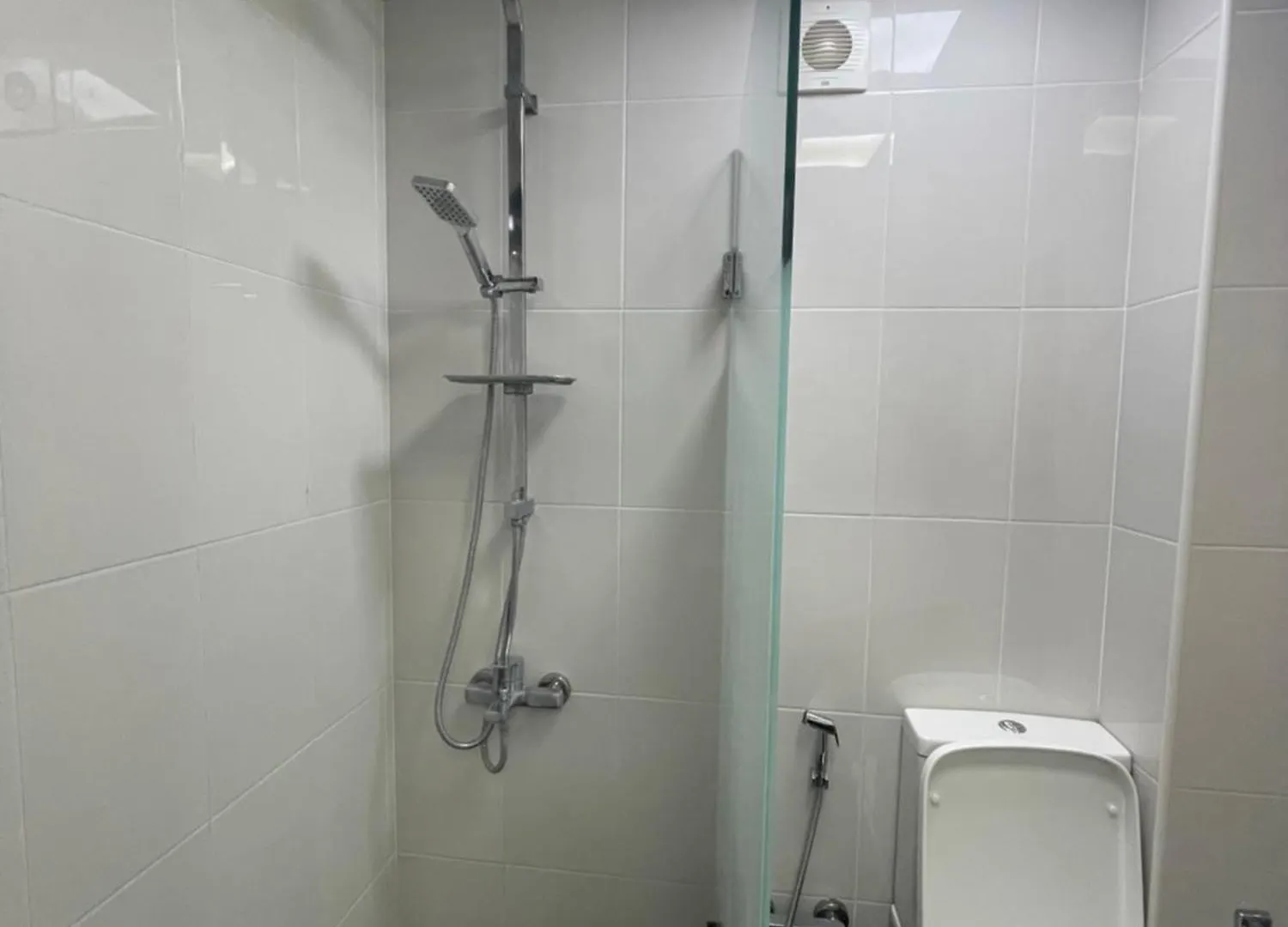 Deluxe Studio Apartment With Sunny Balcony View Baku